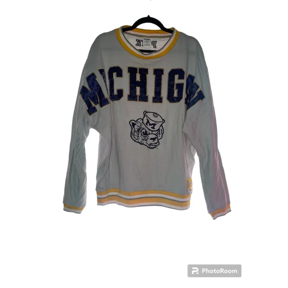 PINK ~ University of Michigan Crewneck Pullover in Gray with Navy and Ye… - Picture 2 of 12